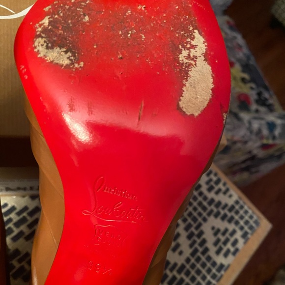 ❤️🖤 CL Orniron Booties 🖤❤️ - Picture 4 of 14